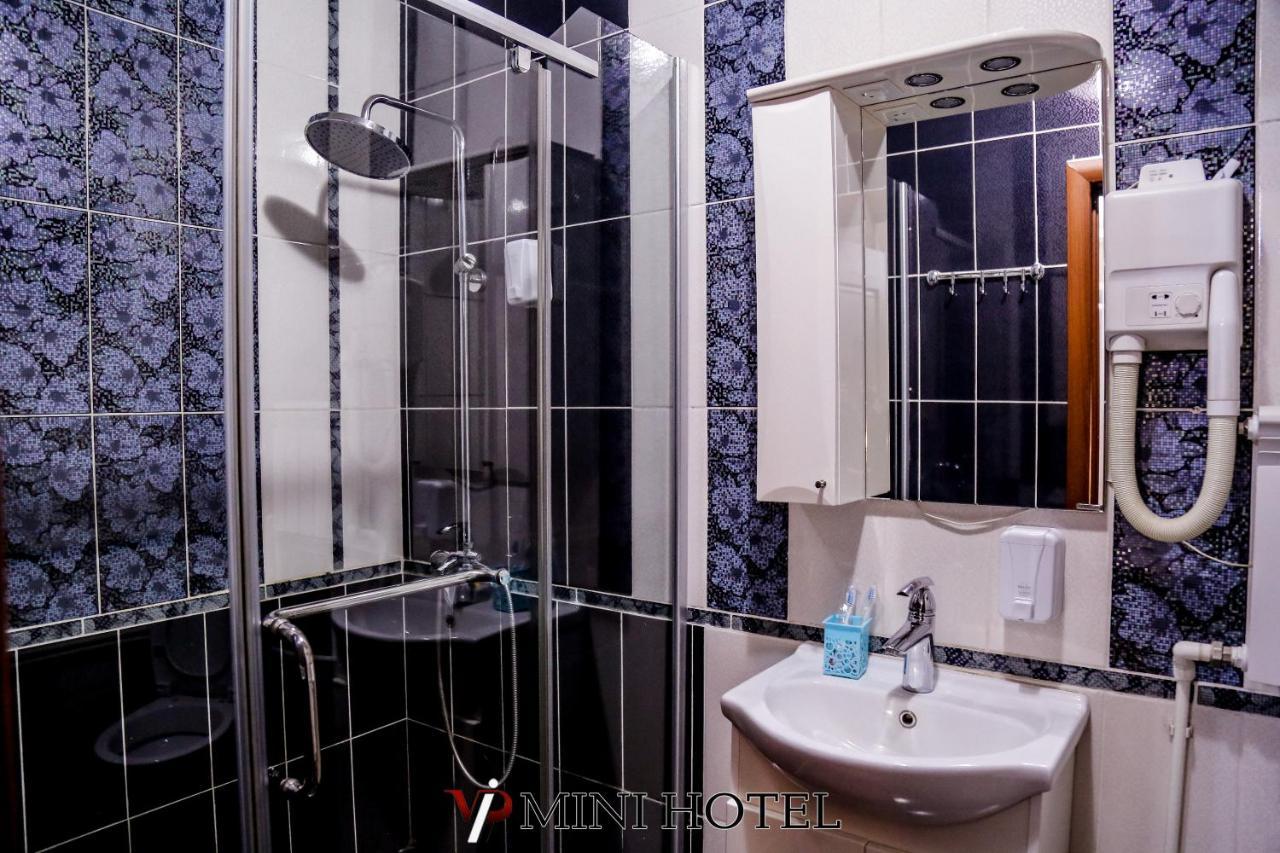 Vip Mini Hotel Semey Exterior foto